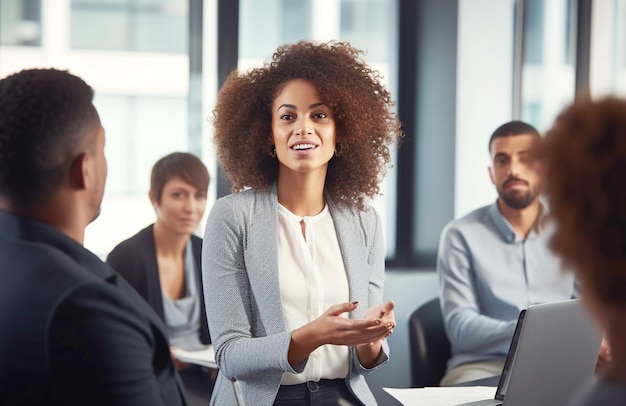 Mulher de negócios empoderada Reunião corporativa CloseUp