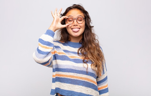 mulher jovem e bonita