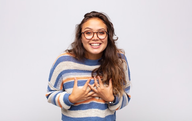 Foto mulher jovem e bonita