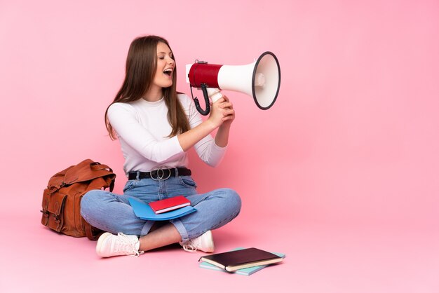 Mulher jovem estudante