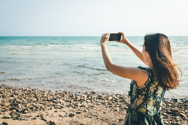 Mulher, selfie, praia