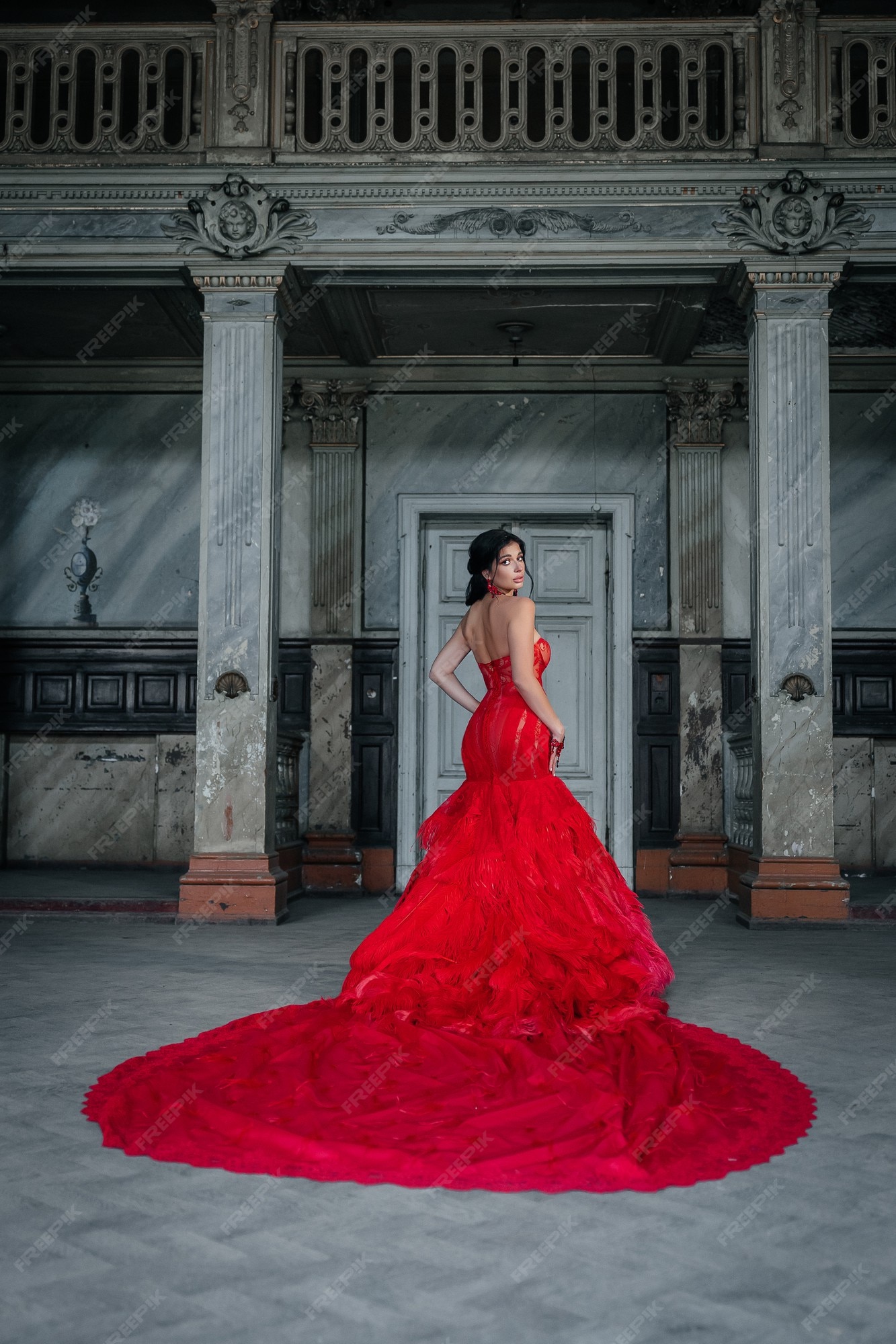 VESTIDO PRINCESA VERMELHO