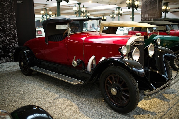 MULHOUSE FRANKREICH 22. August 2023 Nationales Automobilmuseum Cite de lAutomobile Collection Schlumpf Sammlung von Autos mit mehr als 500 Stücken