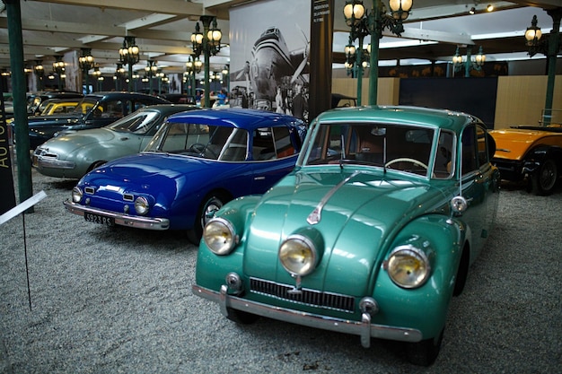 MULHOUSE, FRANKREICH, 22. August 2023 Sammlung Schlumpf Die Cite de Automobile beherbergt die weltweit größte Sammlung von Autos mit mehr als 500 Stücken