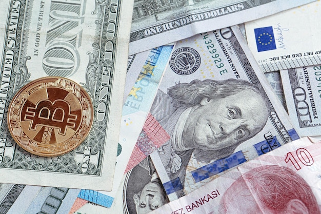 Multi Euro Dolar Bargeld und Münze Verschiedene Arten von Banknoten der neuen Generation bitcoin türkische Lira