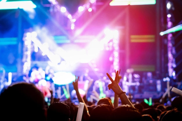 Foto la multitud en un concierto de música