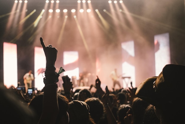 Foto la multitud en un concierto de música