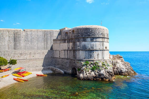 Las murallas de la ciudad vieja de Dubrovnik, Croacia