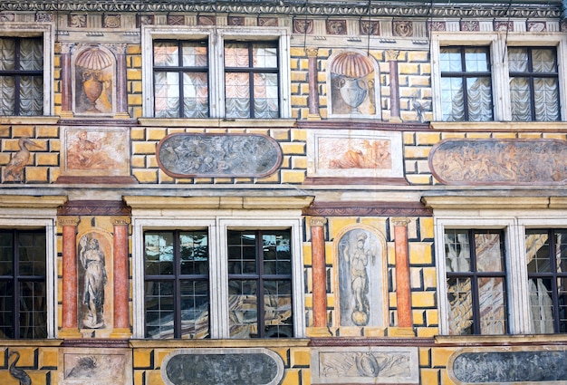 Muro de la casa en Cesky Krumlov (República Checa)