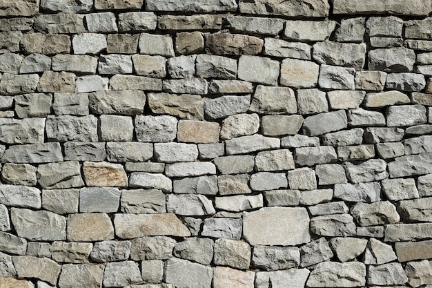 muro de pedras empilhadas