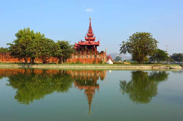 Foto muro de fort y hill en mandalay