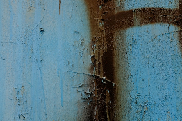 Muro de piedra con pintura azul vieja. Foto de alta calidad