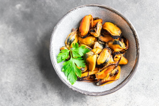 Muscheln essfertige Meeresfrüchte frische gesunde Mahlzeit Lebensmittel Snack Diät auf dem Tisch Kopie Raum Essen