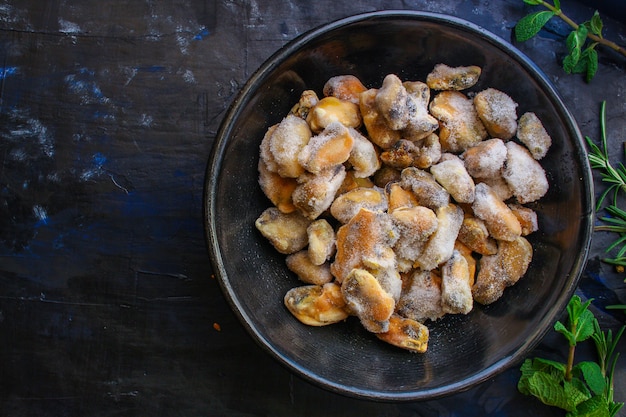 Muscheln gefrorene Meeresfrüchte halbfertig