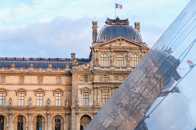 El museo del Louvre