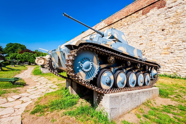 Foto museo militar en la fortaleza de belgrado serbia