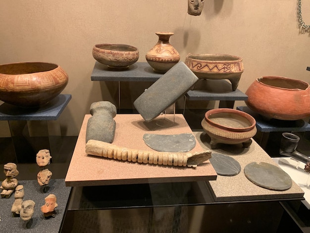 Museo Nacional Arqueológico Paleontológico Excavaciones antiguas históricas del tema de la vida cotidiana de las civilizaciones antiguas