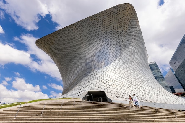 Museo Soumaya en colecciones de arte famosas de la Ciudad de México