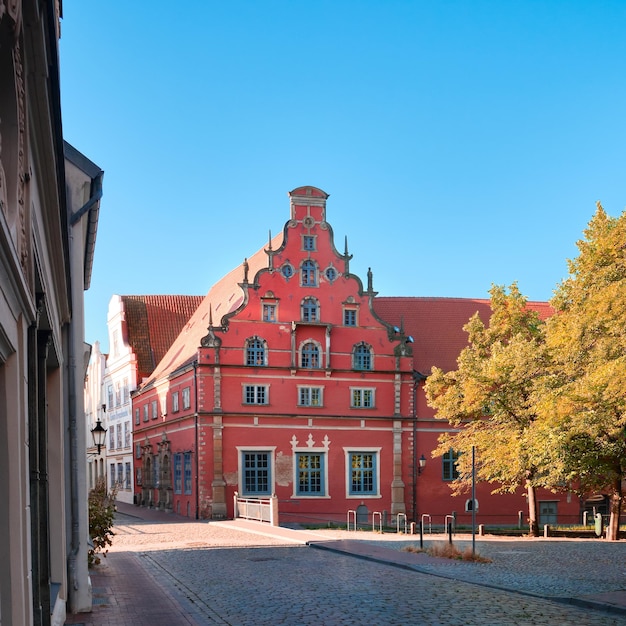 Museu de História da Cidade de Wismar em Schabbell em um brilhante dia de outono