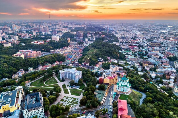 Museu histórico e igreja de andrew em kiev ucrânia