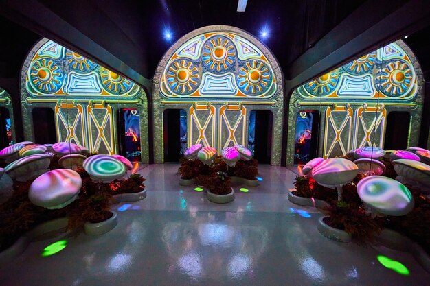 Mushroom and Mirror room en el Otro Mundo en Columbus (Ohio)