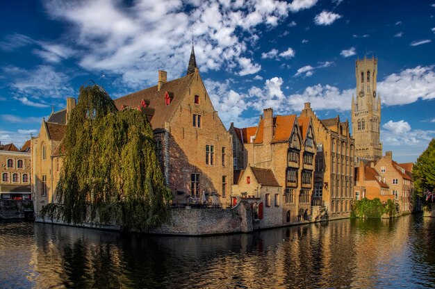 Muy hermosa vista de la ciudad de Brujas Flandes Occidental Bélgica