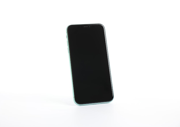 Foto mykolaiv ucrânia 9 de julho de 2020 iphone 11 isolado em branco mockup para design