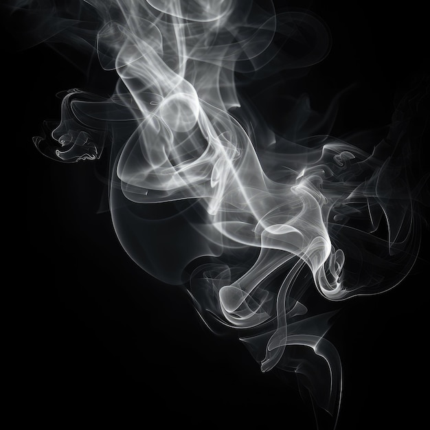 Mystischer weißer Rauch isolierte Eleganz auf schwarzem Hintergrund