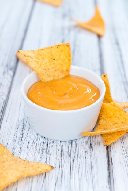 Nachos con Dip de Queso