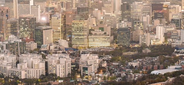 Nachtansicht von Seoul Downtown Stadtbild