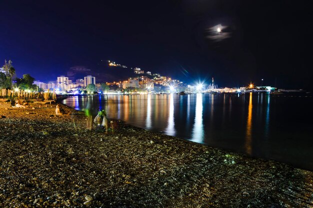 Nachtlandschaft von Budva