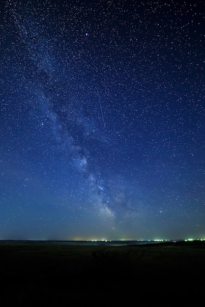 Nachtsternenhimmel für den Hintergrund.