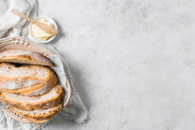 Foto nacos de pão e manteiga com espaço para texto