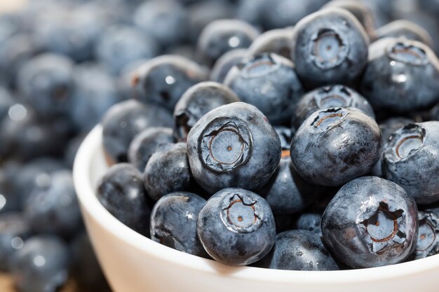 Nahaufnahme auf reifen Blaubeeren