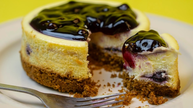 Nahaufnahme des Desserts auf dem Teller