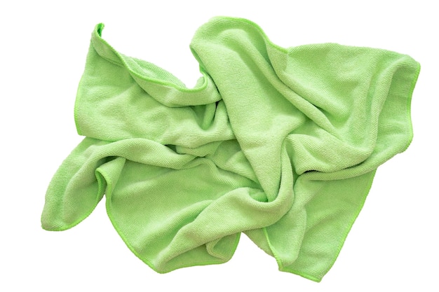 Nahaufnahme des weiblichen grünen Tuches zum Abwischen der zerknitterten Stoffeigenschaften Weißer isolierter Hintergrund