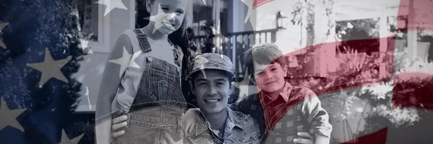 Foto nahaufnahme einer amerikanischen flagge gegen porträt eines soldaten mit familie