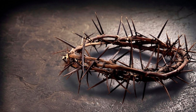 Nahaufnahme einer Darstellung der Dornen- und Nagelkrone Jesu Christi