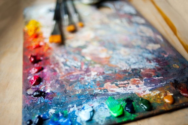 Nahaufnahme einer mehrfarbigen Palette