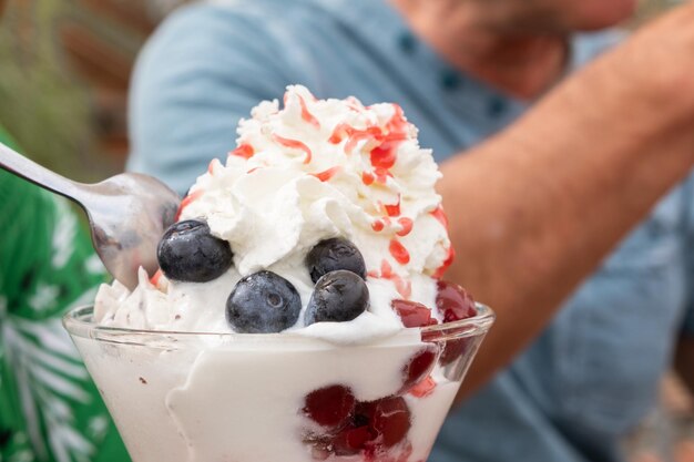 Foto nahaufnahme eines eisbechers