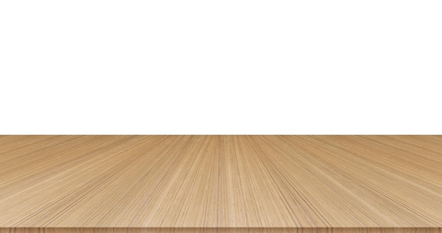 Nahaufnahme eines Holztisches vor weißem Hintergrund
