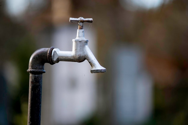 Foto nahaufnahme eines wasserhahns