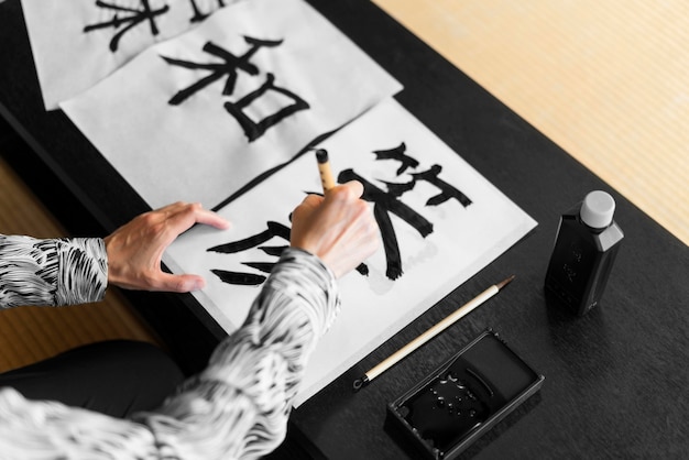 Foto nahaufnahme handmalerei japanische buchstaben