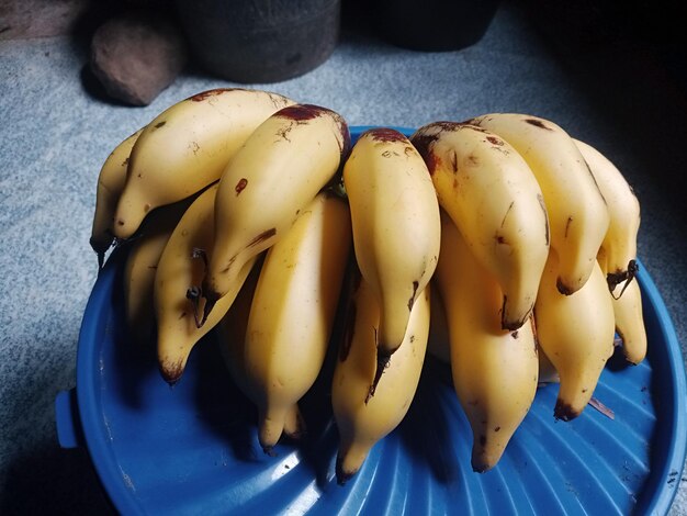 Foto nahaufnahme von bananen auf einem teller