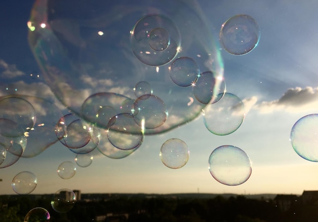 Foto nahaufnahme von blasen im wasser