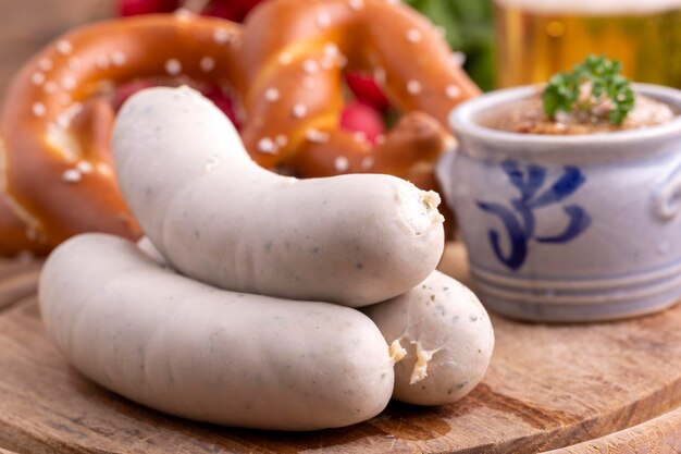 Foto nahaufnahme von brot in einer schüssel auf dem tisch