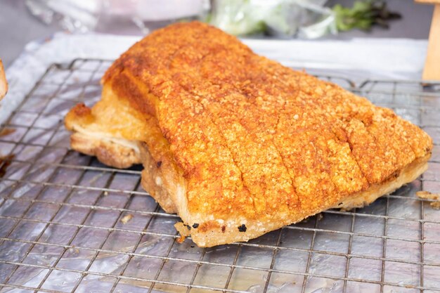 Foto nahaufnahme von fleisch auf dem grill