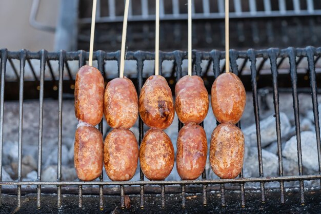 Foto nahaufnahme von fleisch auf dem grill