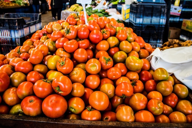 Nahaufnahme von Gemüse zum Verkauf am Marktstand