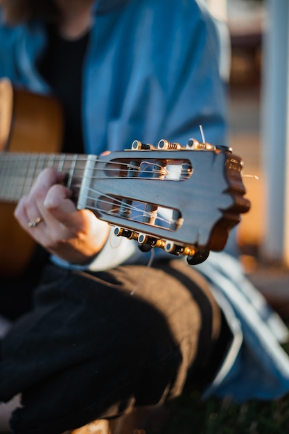 Nahaufnahme von Gitarrenwirbel